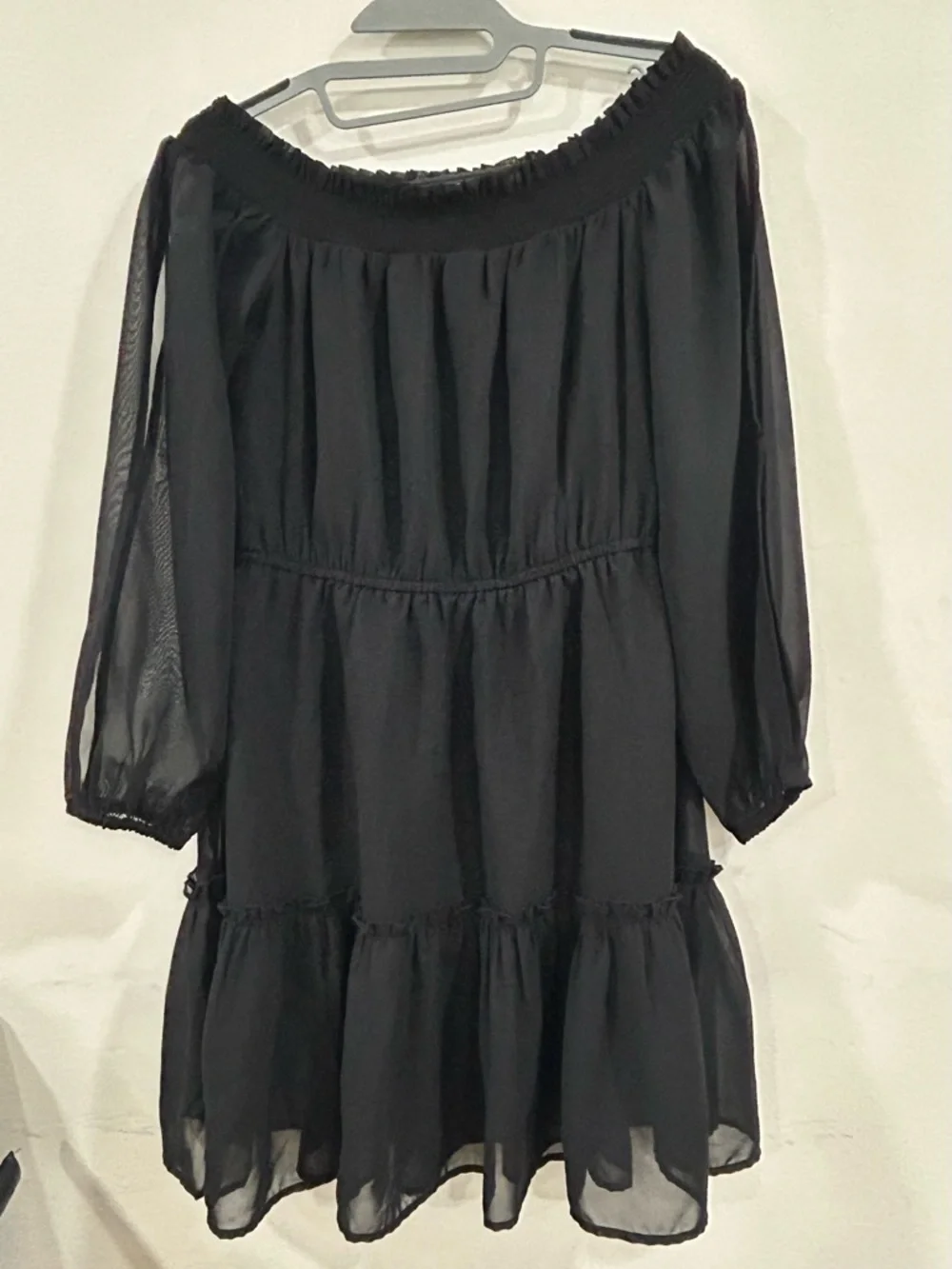 Off-Shoulder Black Long-Sleeve Chiffon Dress - Picture 3 of 4